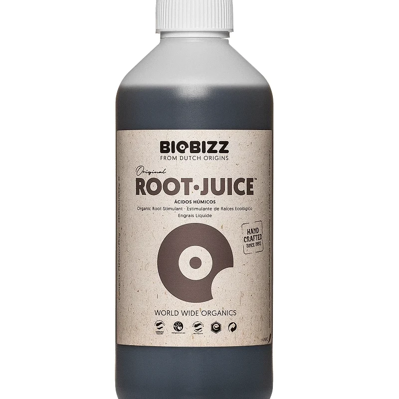 Organischer Wurzelbooster in Flasche